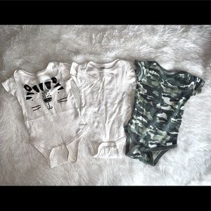 3- Gerber baby clothes Short Sleeve Onesies Bodysuits. 3-6 M